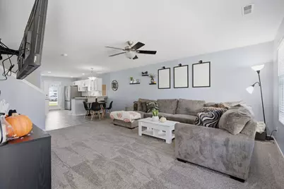 13955 Paramount Way, Cedar Lake, IN 46303 - Photo 4