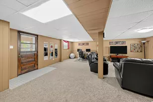 909 Tyler Ave, Dyer, IN 46311 - Photo 18