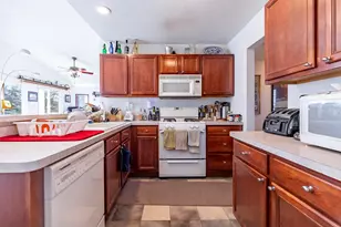 1585 Saugus Close, Valparaiso, IN 46385 - Photo 10