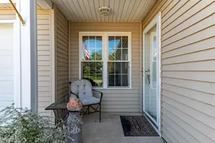 1585 Saugus Close, Valparaiso, IN 46385 - Photo 4