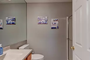 1048 N Woodlawn Ave, Griffith, IN 46319 - Photo 14