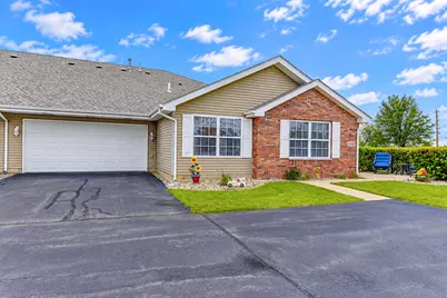 1048 N Woodlawn Avenue, Griffith, IN 46319 - Photo 2