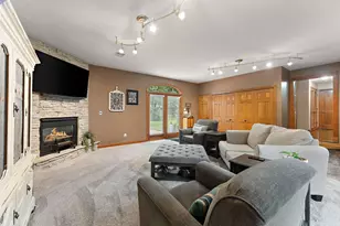 4307 N Campbell St, Valparaiso, IN 46385 - Photo 24