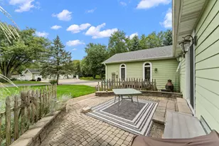 4307 N Campbell St, Valparaiso, IN 46385 - Photo 6