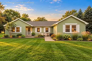 4307 N Campbell St, Valparaiso, IN 46385 - Photo 2