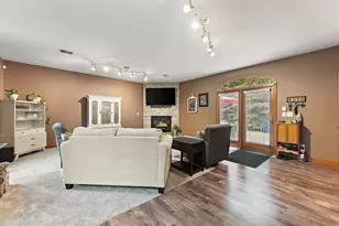 4307 N Campbell St, Valparaiso, IN 46385 - Photo 22