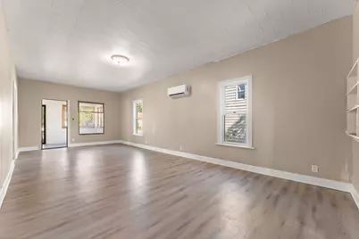112 W Ohio Street, LaCrosse, IN 46348 - Photo 2