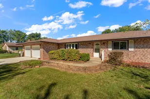 8980 E 91st Ct, Crown Point, IN 46307 - Photo 2