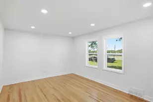 341 W 700 N, Valparaiso, IN 46385 - Photo 6