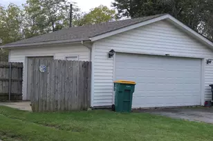 7936 Taney Pl, Merrillville, IN 46410 - Photo 10