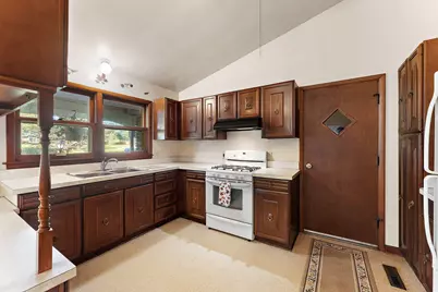 944 W 900 N, La Porte, IN 46350 - Photo 6