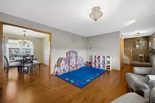 6614 Falcon Dr, Schererville, IN 46375 - Photo 6