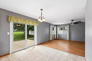 1674 Danvers Pkwy, Valparaiso, IN 46385 - Photo 6
