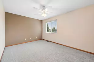 1674 Danvers Pkwy, Valparaiso, IN 46385 - Photo 14