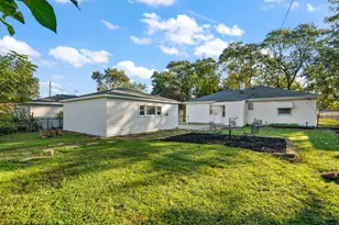 8208 Grace Pl, Highland, IN 46322 - Photo 18