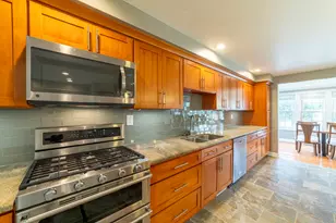 502 E 8th St, Michigan City, IN 46360 - Photo 14