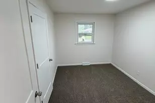 5358 Redwood Ave, Portage, IN 46368 - Photo 12
