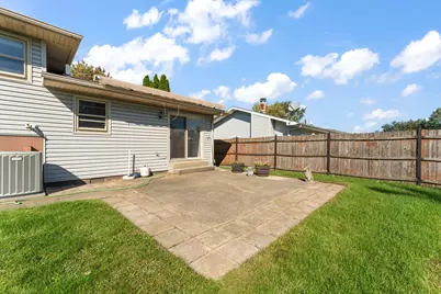 7465 Grant Street, Merrillville, IN 46410 - Photo 28
