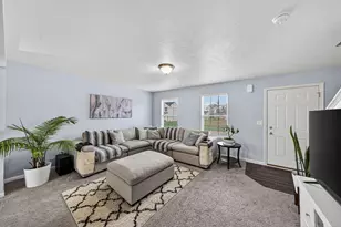 26601 Durness Woods Dr, South Bend, IN 46628 - Photo 12