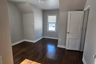 7125 Catherine St, Merrillville, IN 46410 - Photo 10