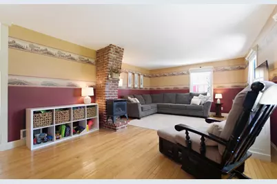 102 N Madison Street, Hebron, IN 46341 - Photo 6