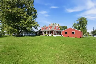 102 N Madison Street, Hebron, IN 46341 - Photo 2