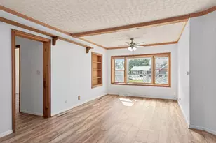 110 Country Club Dr, La Porte, IN 46350 - Photo 8