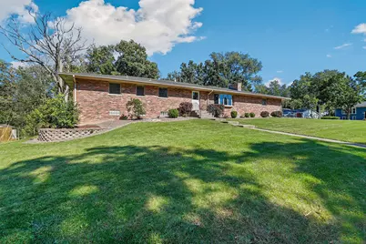 402 Iroquois Street, Schererville, IN 46375 - Photo 2