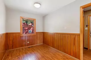 402 Iroquois St, Schererville, IN 46375 - Photo 14