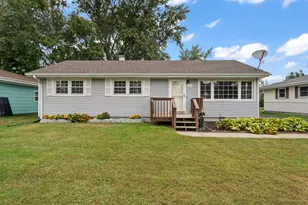 522 Park Ave, Chesterton, IN 46304 - Photo 1