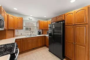 522 Park Ave, Chesterton, IN 46304 - Photo 10