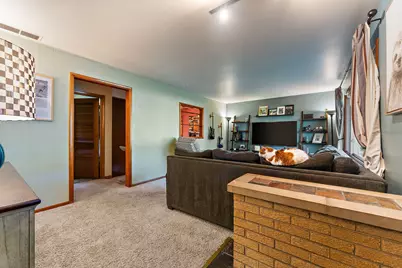 215 N Linda Street, Hobart, IN 46342 - Photo 2