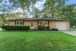 215 N Linda St, Hobart, IN 46342 - Photo 1