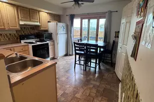 548 Briarwood Dr, Dyer, IN 46311 - Photo 8