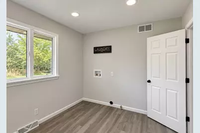 317 S 350 W, Valparaiso, IN 46385 - Photo 8