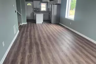 5614 Schultz St, Hammond, IN 46320 - Photo 2