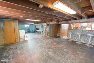 2350 Newton St, Lake Station, IN 46405 - Photo 14