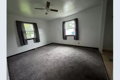 4022 Cleveland Avenue, Michigan City, IN 46360 - Photo 14