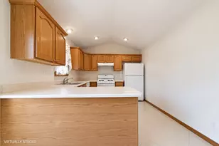 10818 Pike St, Winfield, IN 46307 - Photo 8