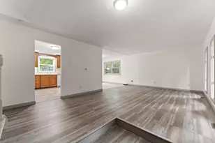 1413 W 985 N, Lake Village, IN 46349 - Photo 4