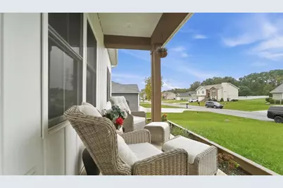 530 Scenic View Avenue, Valparaiso, IN 46385 - Photo 4