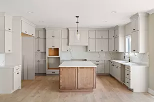 9400 Iris Dr, Saint John, IN 46373 - Photo 12