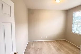 1107 Poppyfield Pl, Schererville, IN 46375 - Photo 6