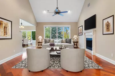 910 Hawk Circle, Crown Point, IN 46307 - Photo 10