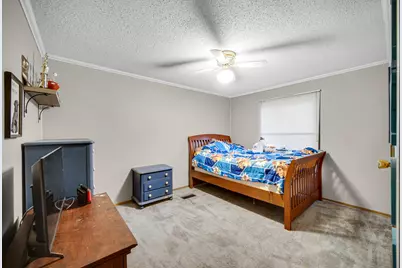 103 N Chicago Street, Hebron, IN 46341 - Photo 10