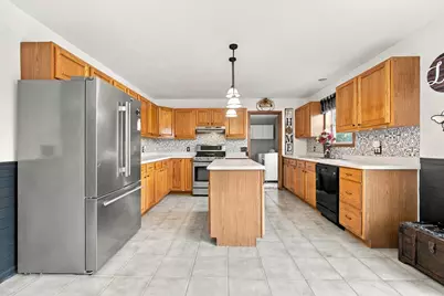 89 W 1100 N, Wheatfield, IN 46392 - Photo 14