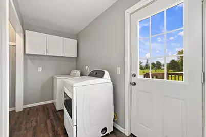 89 W 1100 N, Wheatfield, IN 46392 - Photo 6