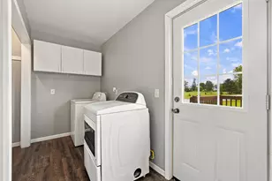 89 W 1100 N, Wheatfield, IN 46392 - Photo 6