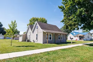 312 S Weston St, Rensselaer, IN 47978 - Photo 2