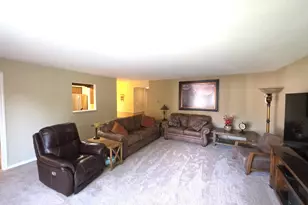 2300 Bordeaux Walk, Highland, IN 46322 - Photo 6